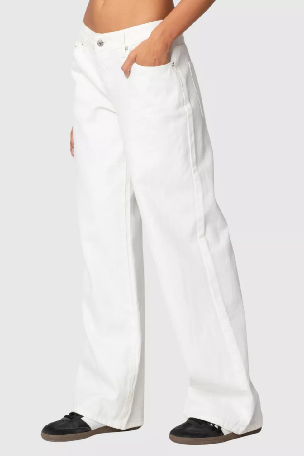 Slouchy Low Rise Jeans