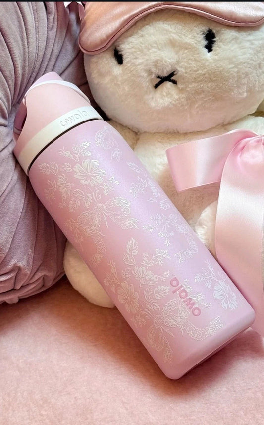 Owala Freesip 32oz Ribbon Toile Exclusive Water Bottle